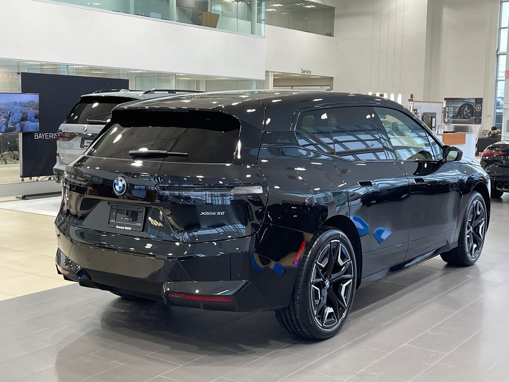 BMW IX XDrive50, Maintenance sans frais 3 ans/60000km 2024 à Terrebonne, Québec - 5 - w1024h768px