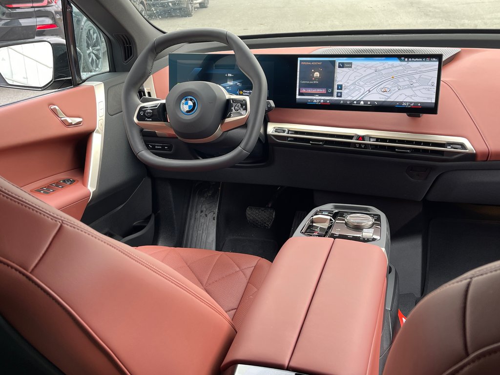 BMW IX XDrive50, Maintenance sans frais 3 ans/60000 km 2024 à Terrebonne, Québec - 11 - w1024h768px