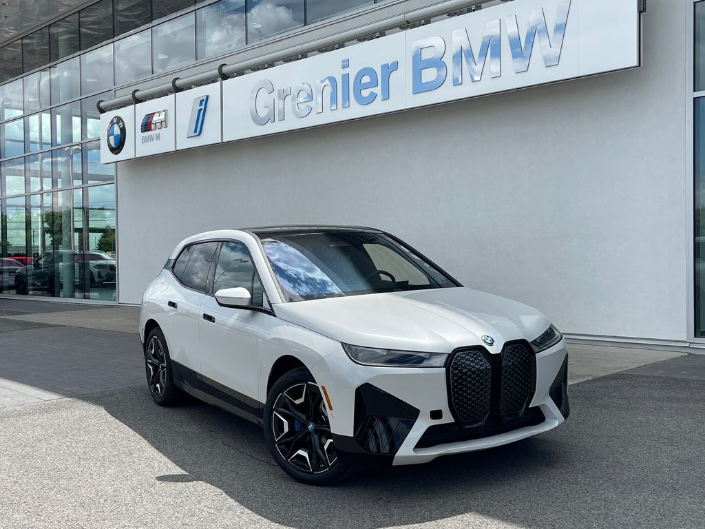 BMW IX XDrive50, Sport Package 2025 à Terrebonne, Québec - 1 - w1024h768px