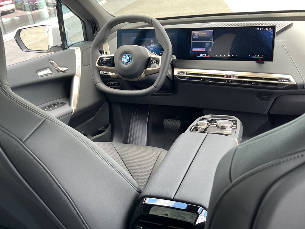 2025 BMW IX XDrive50, Sport Package in Terrebonne, Quebec - 12 - w1024h768px