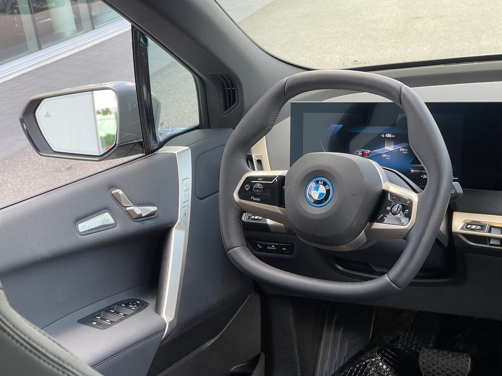 2025 BMW IX XDrive50, Sport Package in Terrebonne, Quebec - 14 - w1024h768px