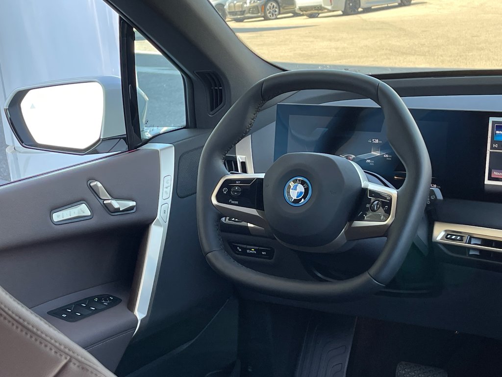 2025 BMW IX XDrive50, Sport Package in Terrebonne, Quebec - 14 - w1024h768px