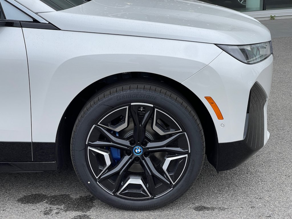 2025 BMW IX XDrive40 Edition in Terrebonne, Quebec - 7 - w1024h768px