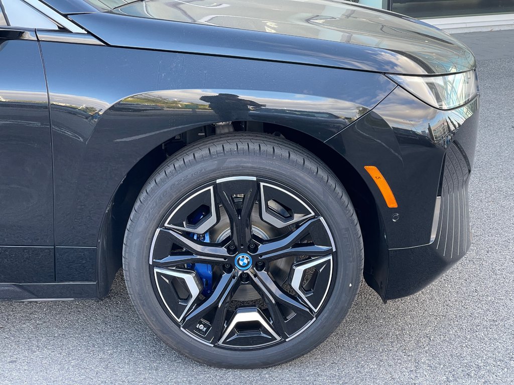 2025 BMW IX XDrive40 Edition in Terrebonne, Quebec - 7 - w1024h768px