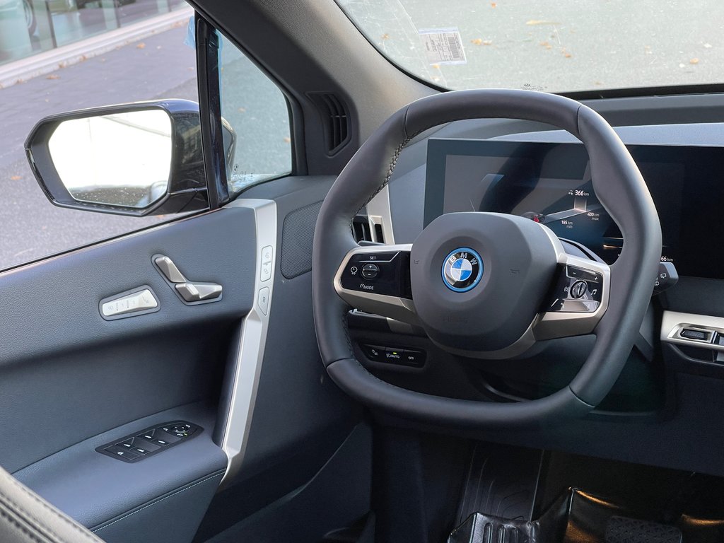 2025 BMW IX XDrive40 in Terrebonne, Quebec - 14 - w1024h768px