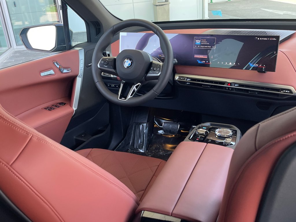 2026 BMW IX XDrive60 in Terrebonne, Quebec - 12 - w1024h768px