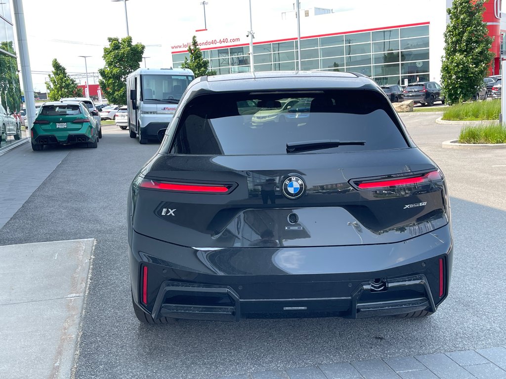BMW IX XDrive60 2026 à Terrebonne, Québec - 5 - w1024h768px