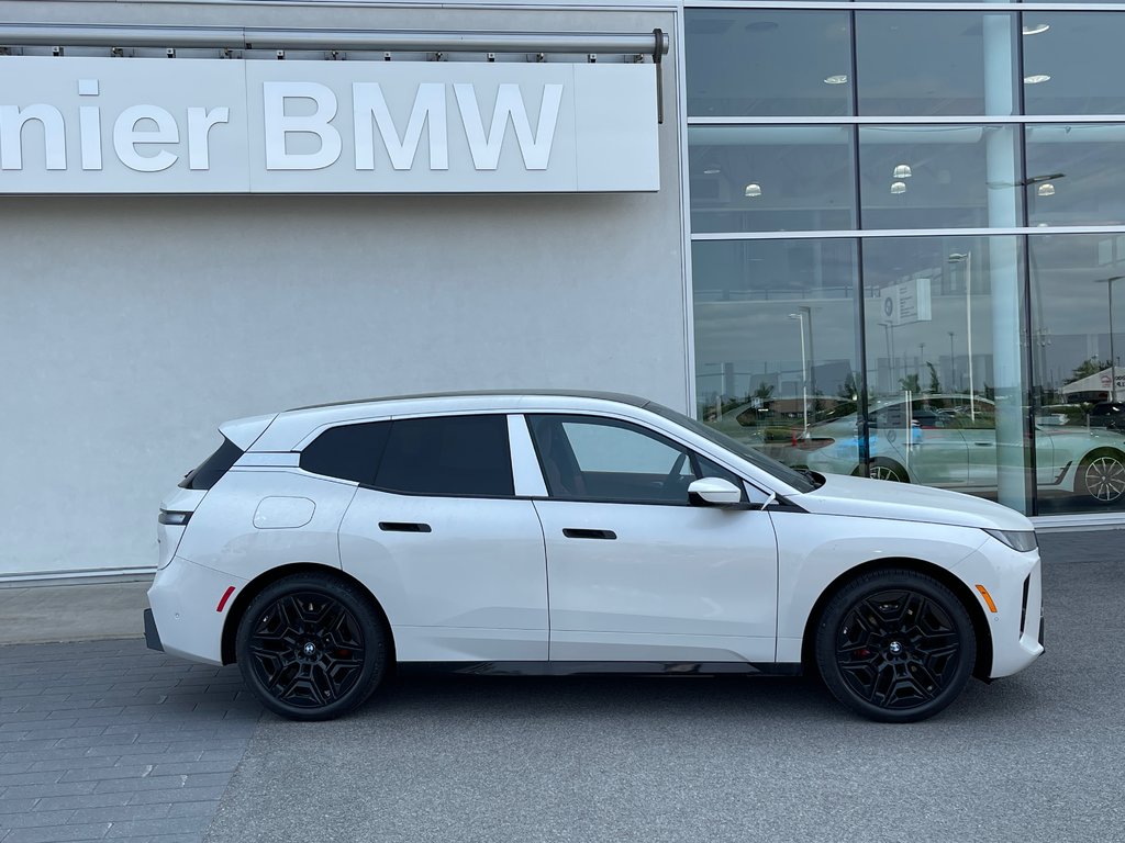 2026 BMW IX XDrive60 in Terrebonne, Quebec - 3 - w1024h768px