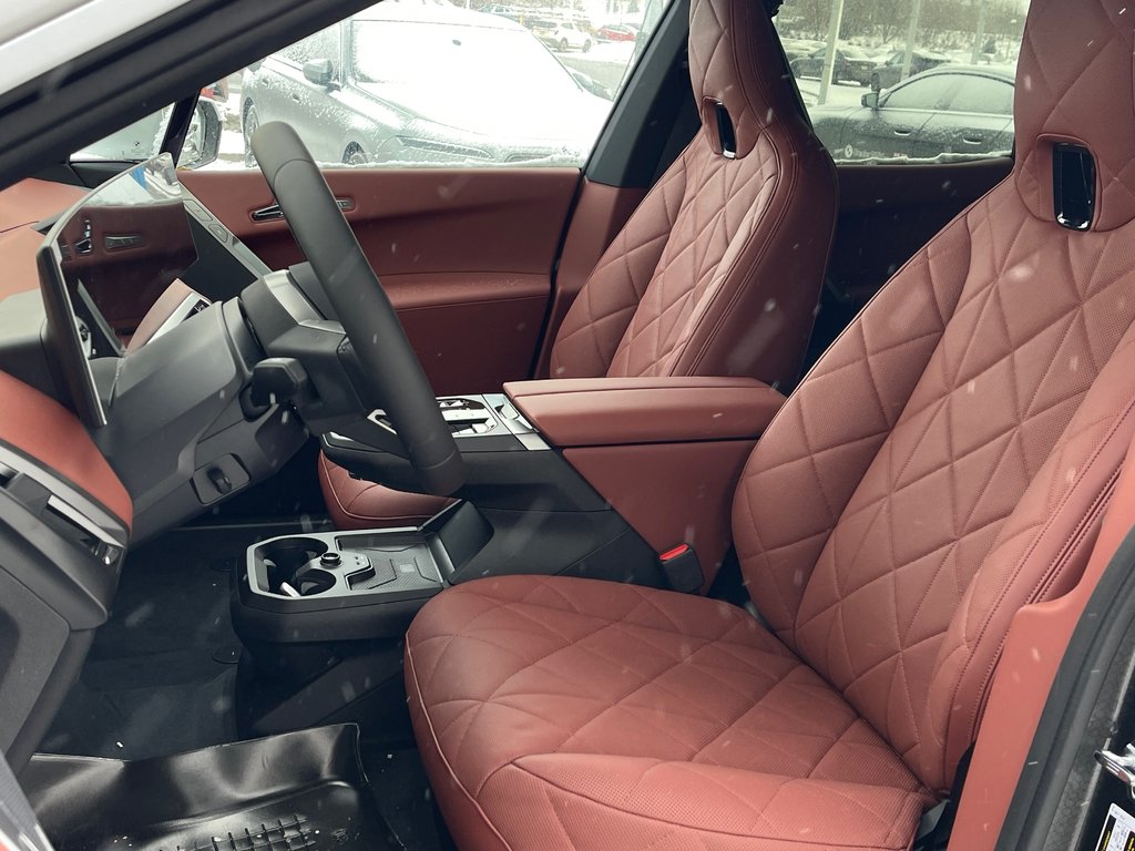 2026 BMW iX xDrive60 in Terrebonne, Quebec - 10 - w1024h768px
