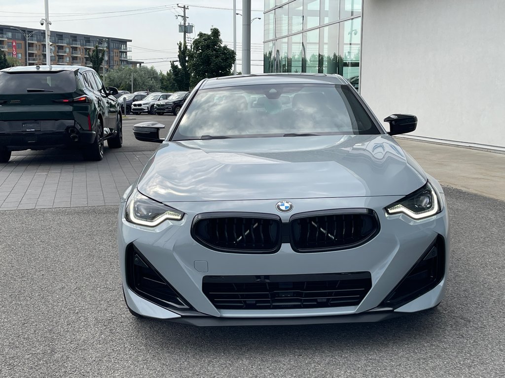 BMW M240i xDrive Coupe, M Sport Pro Package 2024 à Terrebonne, Québec - 2 - w1024h768px