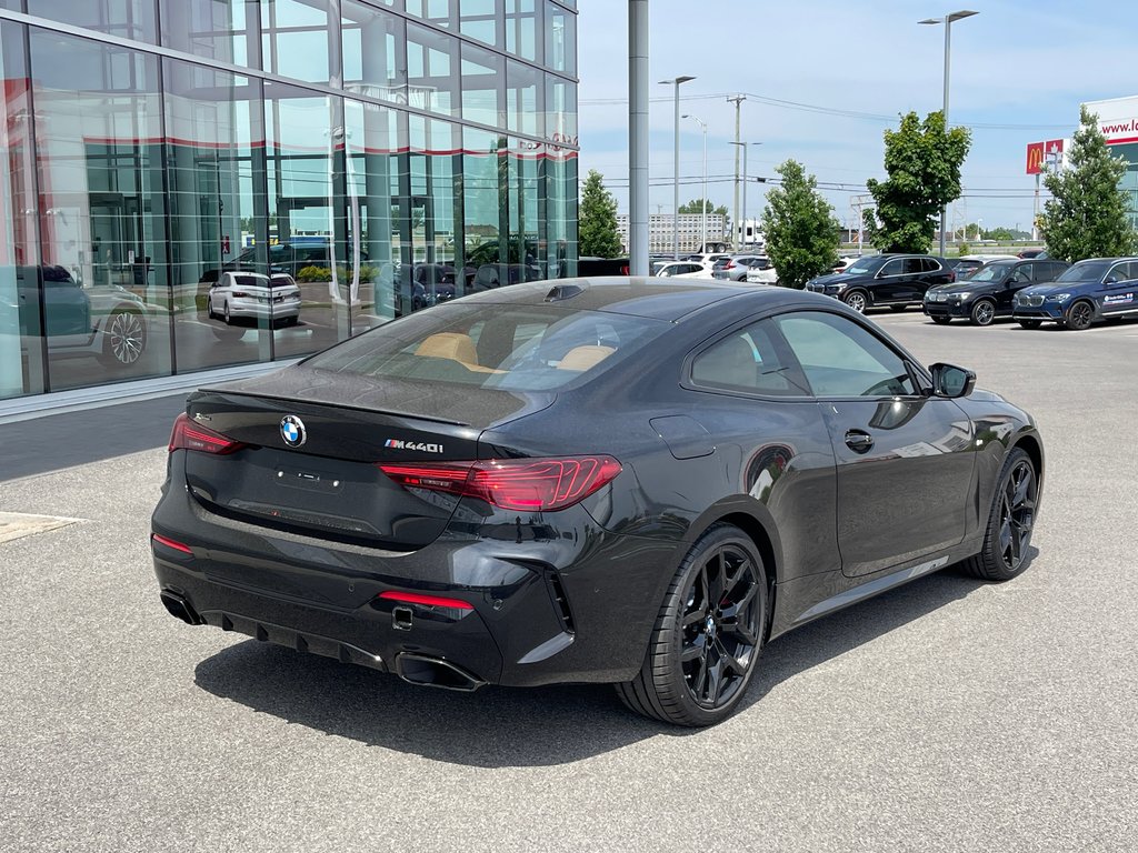 2025 BMW M440i XDrive Coupe, M Sport Pro in Terrebonne, Quebec - 4 - w1024h768px