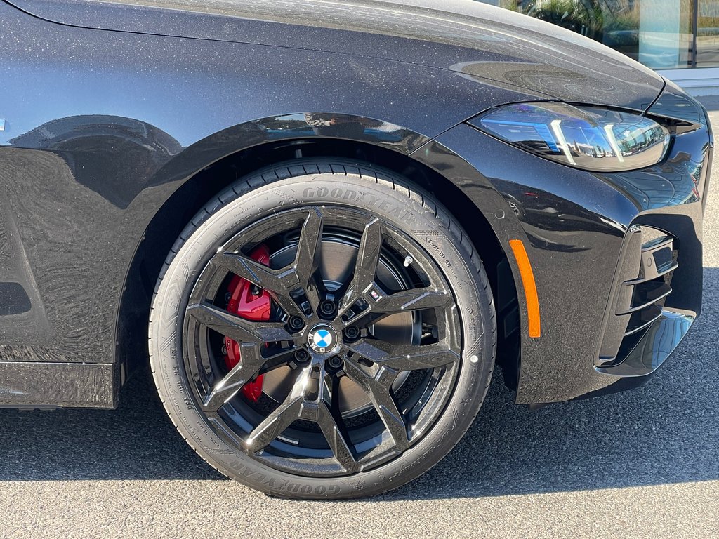2026 BMW M440i XDrive Cabriolet in Terrebonne, Quebec - 7 - w1024h768px