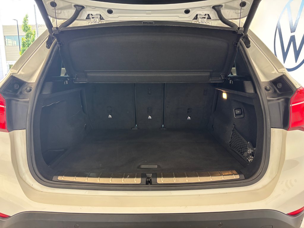 BMW X1 XDRIVE 28i 2017 à Boucherville, Québec - 13 - w1024h768px