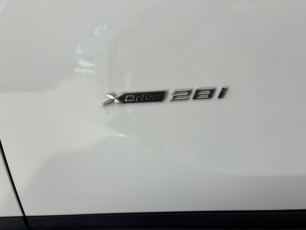 BMW X1 XDRIVE 28i 2017 à Boucherville, Québec - 10 - w1024h768px