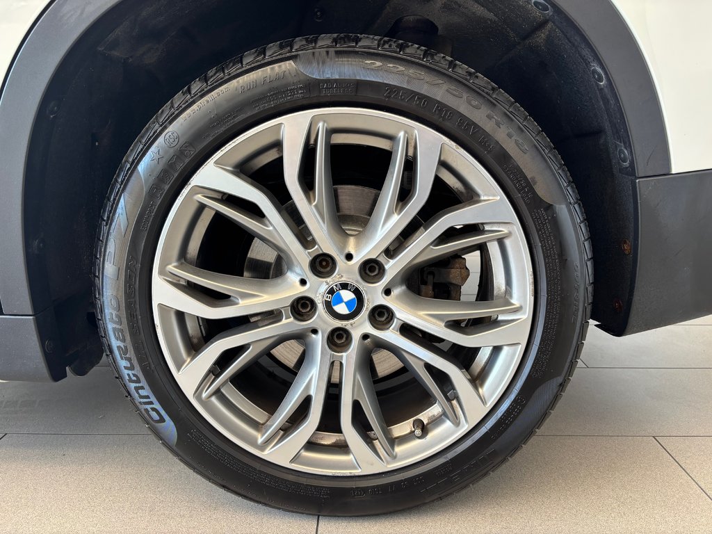 BMW X1 XDRIVE 28i 2017 à Boucherville, Québec - 22 - w1024h768px
