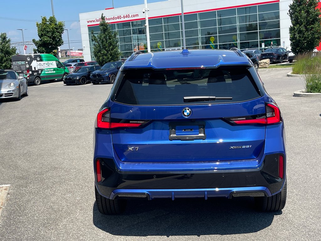 BMW X1 XDrive28i, Groupe M Sport Pro 2024 à Terrebonne, Québec - 5 - w1024h768px