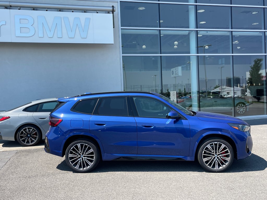 BMW X1 XDrive28i, Groupe M Sport Pro 2024 à Terrebonne, Québec - 3 - w1024h768px