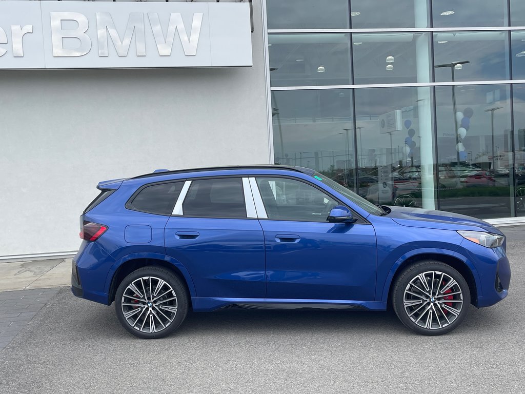 BMW X1 XDrive28i, Groupe M Sport Pro 2024 à Terrebonne, Québec - 3 - w1024h768px