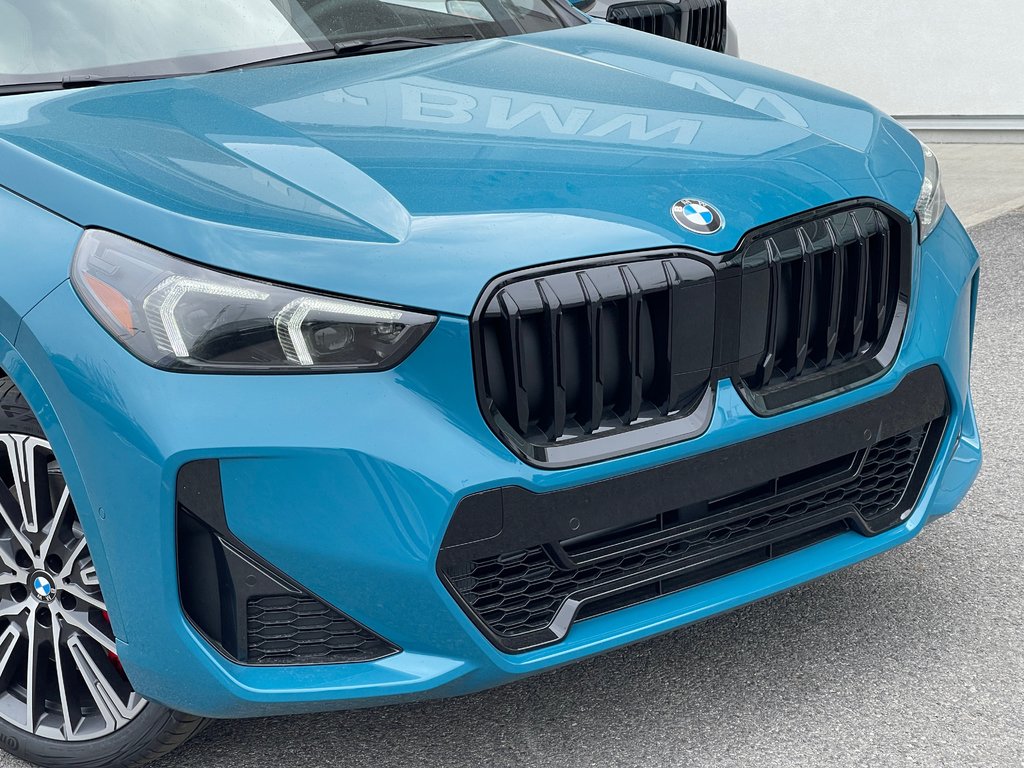 2024 BMW X1 XDrive28i, Groupe M Sport Pro in Terrebonne, Quebec - 6 - w1024h768px