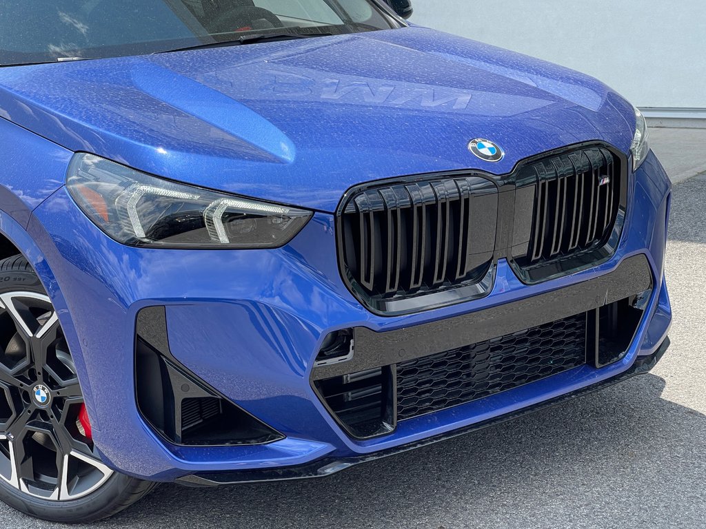 2024 BMW X1 M35i xDrive, M Sport Pro Package in Terrebonne, Quebec - 6 - w1024h768px