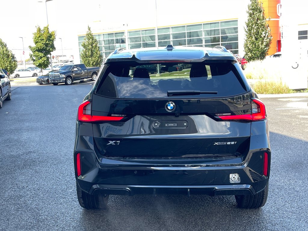 2025 BMW X1 XDrive28i in Terrebonne, Quebec - 5 - w1024h768px