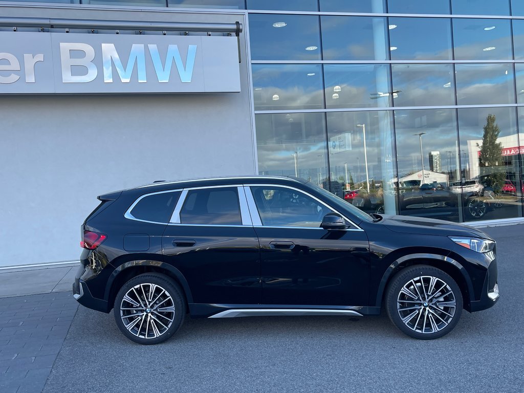 2025 BMW X1 XDrive28i in Terrebonne, Quebec - 3 - w1024h768px