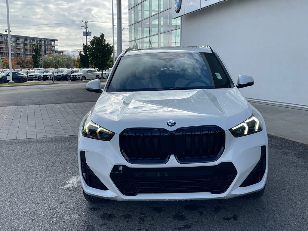 2025 BMW X1 XDrive28i in Terrebonne, Quebec - 2 - w1024h768px