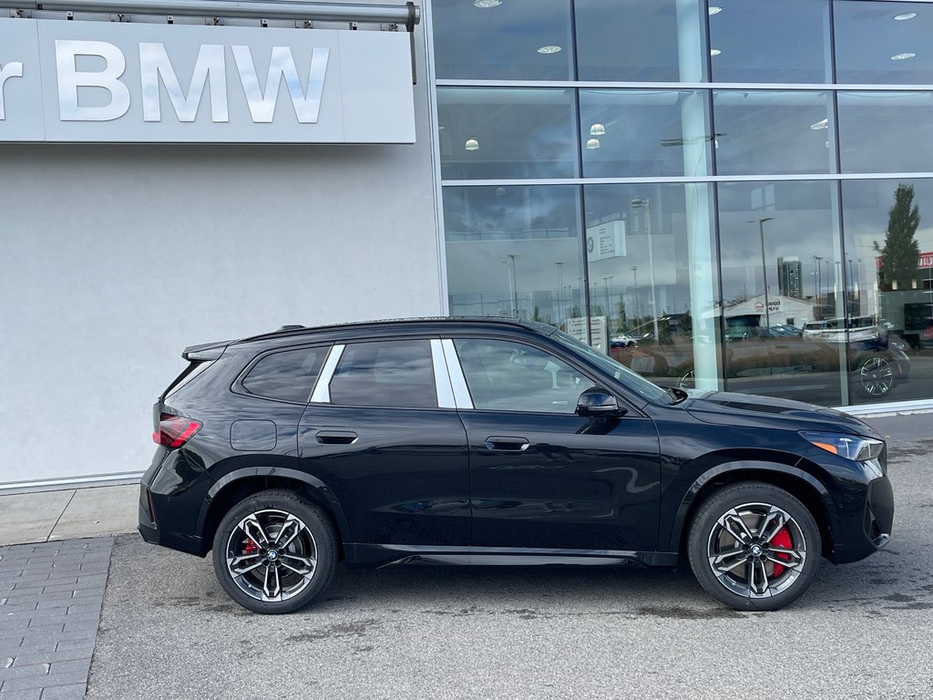 2025 BMW X1 XDrive28i in Terrebonne, Quebec - 3 - w1024h768px