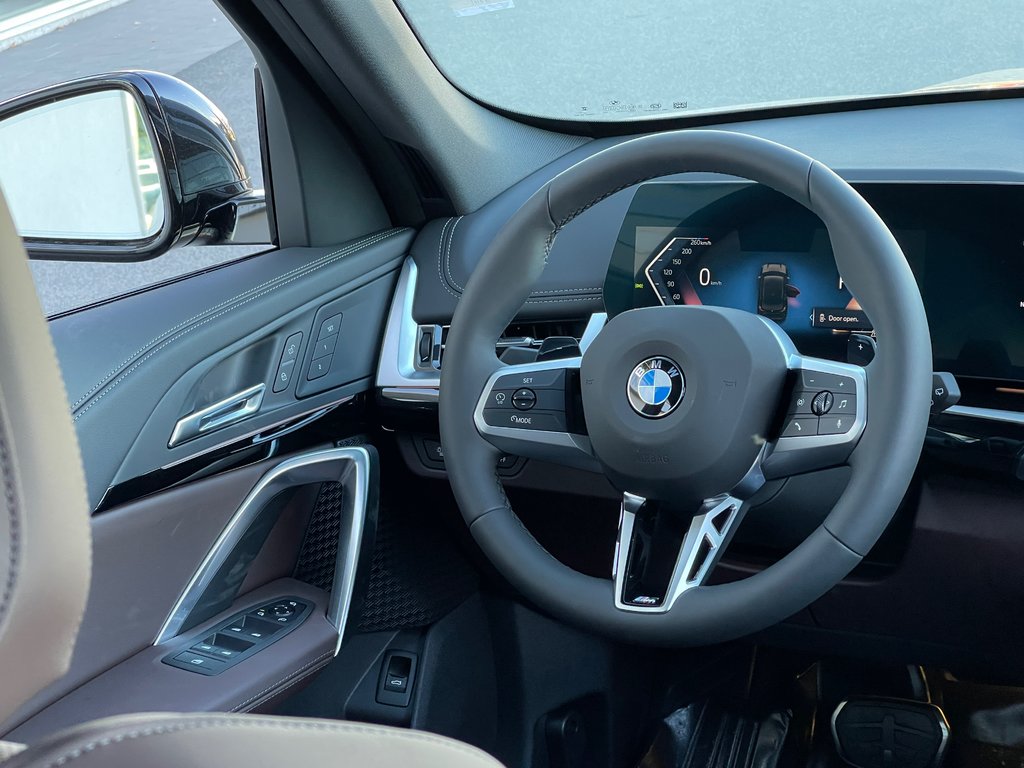 2025 BMW X1 XDrive28i in Terrebonne, Quebec - 14 - w1024h768px