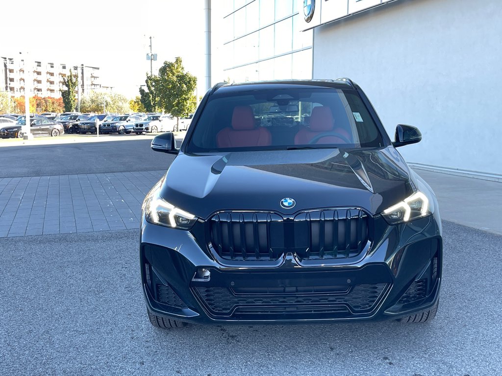 2025 BMW X1 XDrive28i in Terrebonne, Quebec - 2 - w1024h768px