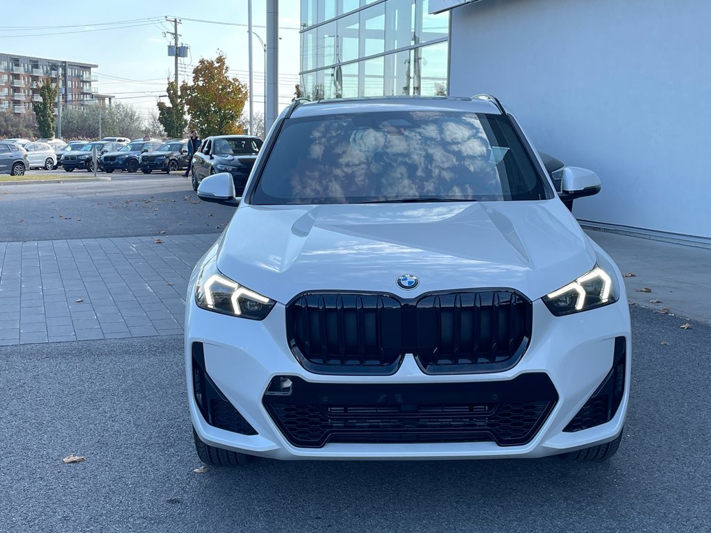 2025 BMW X1 XDrive28i in Terrebonne, Quebec - 2 - w1024h768px