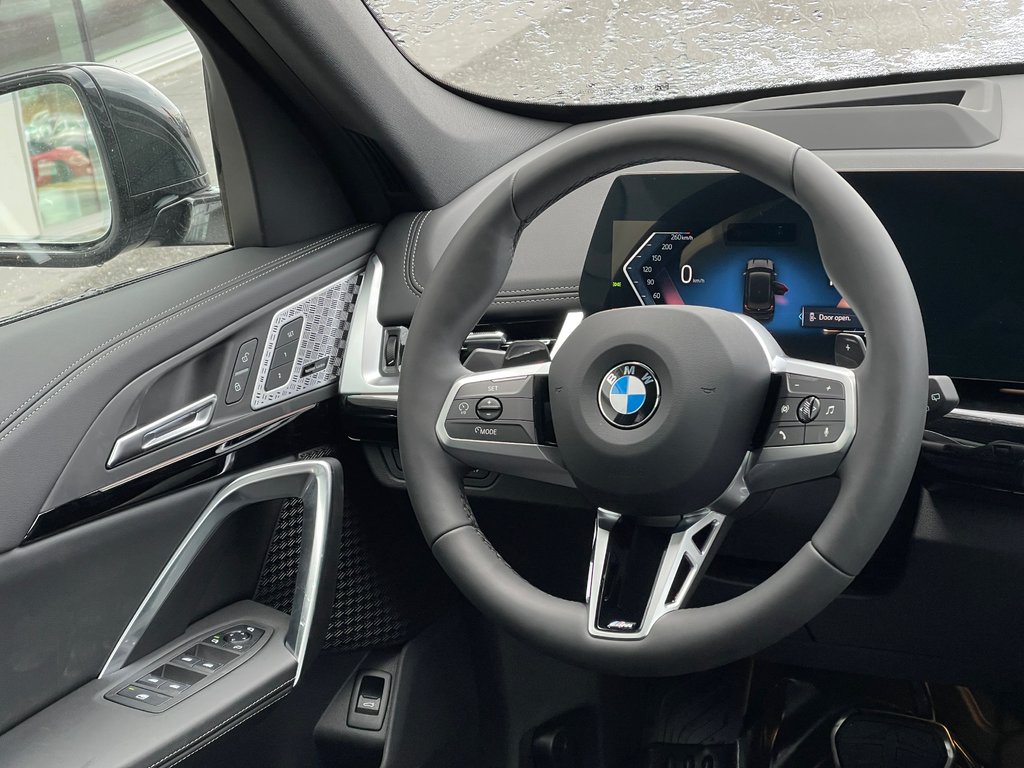 2025 BMW X1 XDrive28i in Terrebonne, Quebec - 15 - w1024h768px