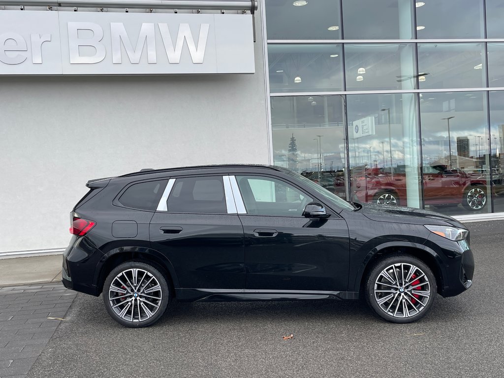 2025 BMW X1 XDrive28i in Terrebonne, Quebec - 3 - w1024h768px