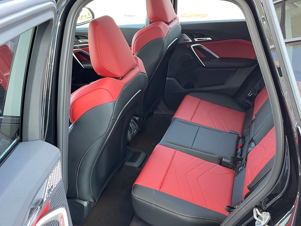 2025 BMW X1 XDrive28i in Terrebonne, Quebec - 11 - w1024h768px
