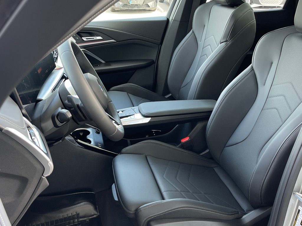 2025 BMW X1 XDrive28i in Terrebonne, Quebec - 10 - w1024h768px
