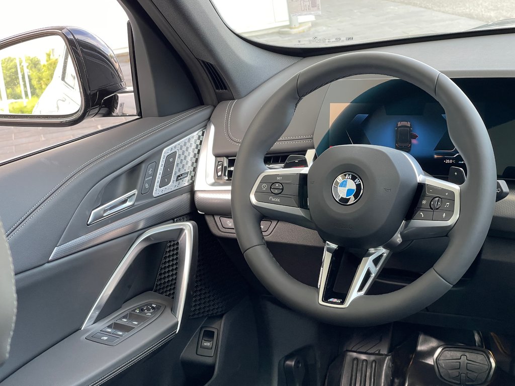 2025 BMW X1 XDrive28i in Terrebonne, Quebec - 14 - w1024h768px