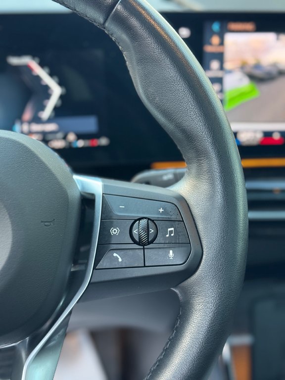 BMW X1 XDrive28i Cuir AWD Caméra De Recul 2025 à Terrebonne, Québec - 15 - w1024h768px