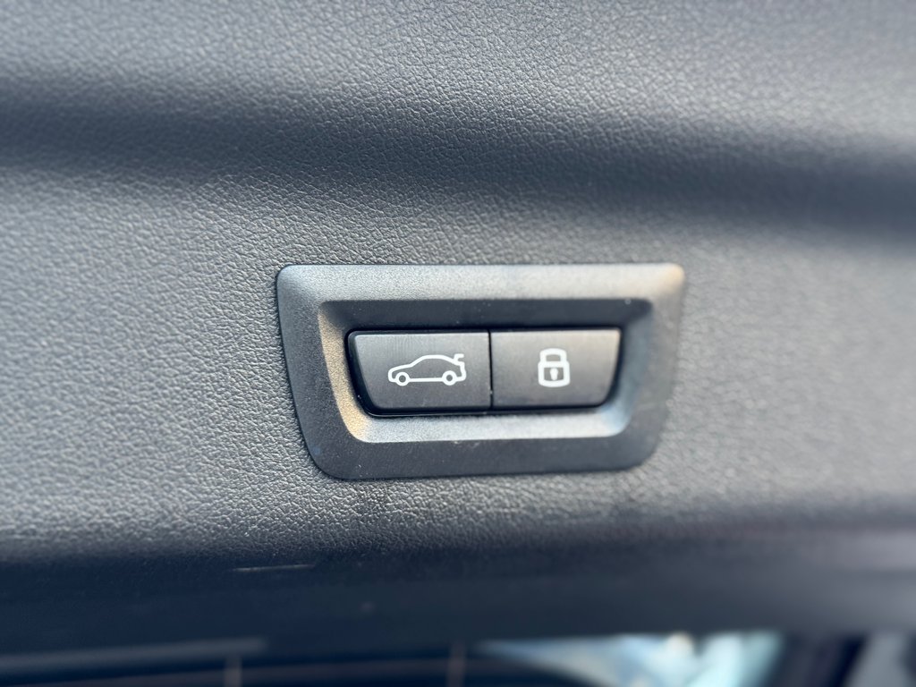 BMW X1 XDrive28i Cuir AWD Caméra De Recul 2025 à Terrebonne, Québec - 26 - w1024h768px