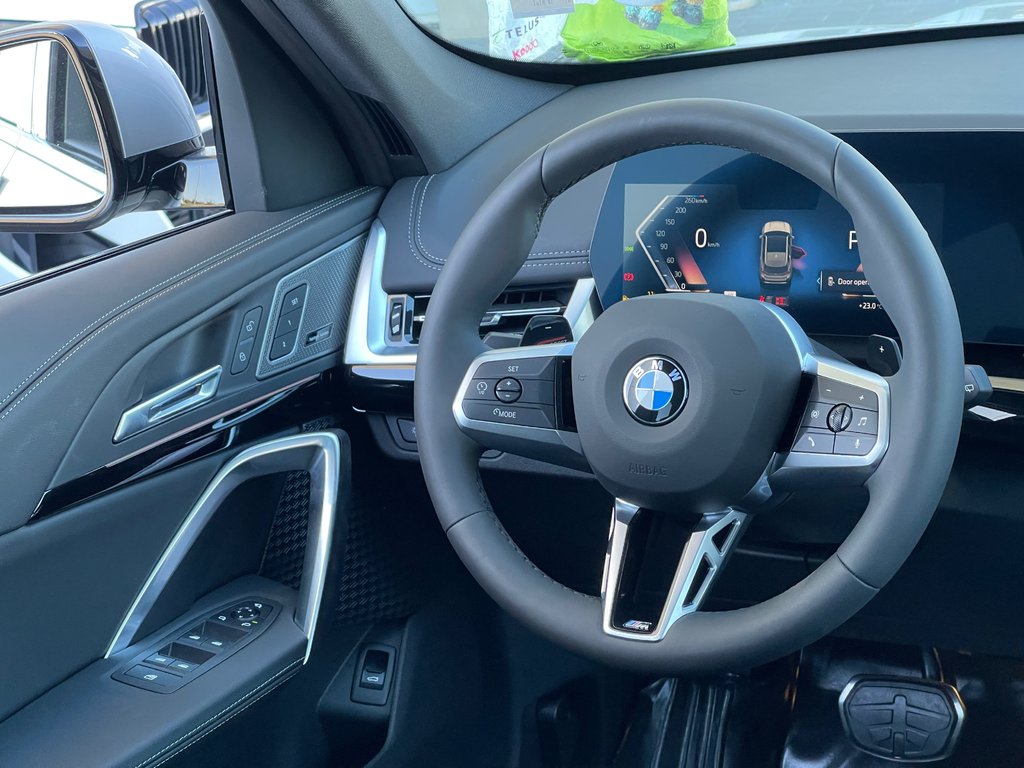2026 BMW X1 XDrive28i in Terrebonne, Quebec - 14 - w1024h768px
