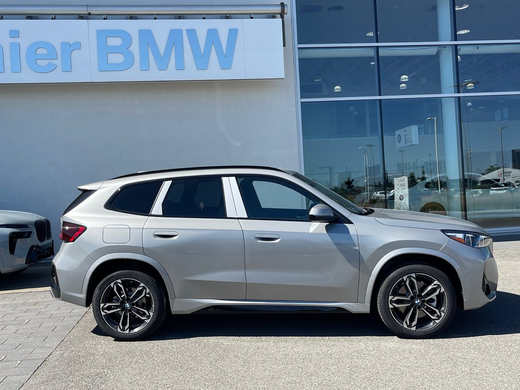 2026 BMW X1 XDrive28i in Terrebonne, Quebec - 3 - w1024h768px