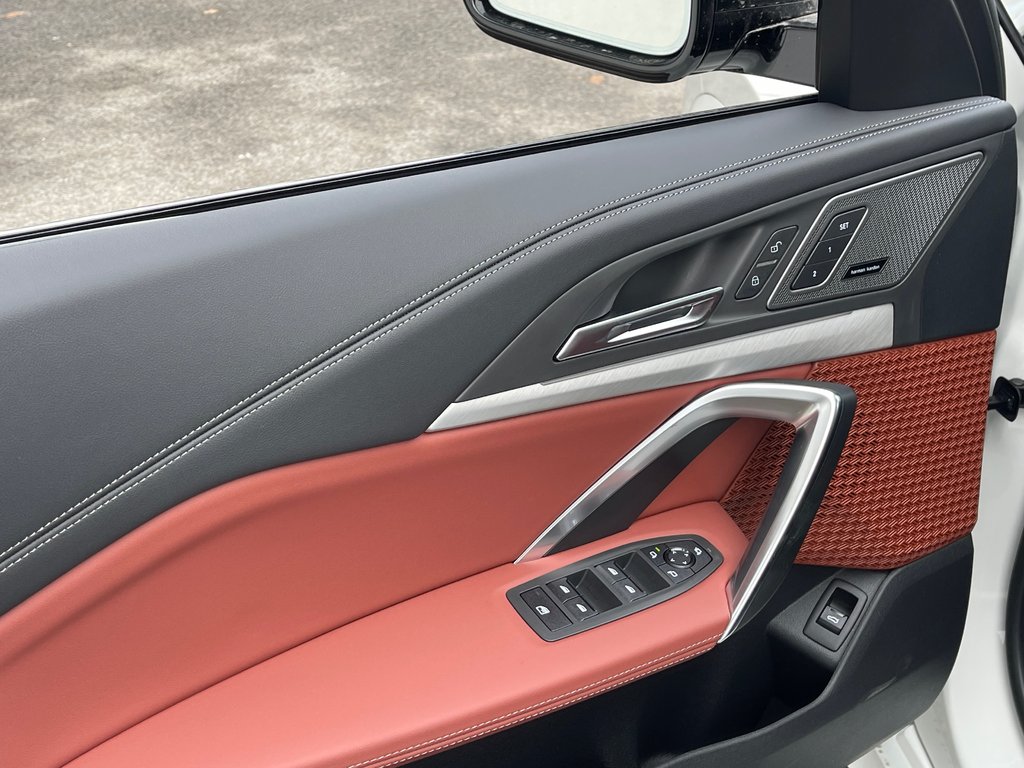 2026 BMW X1 xDrive28i M Sport Edition in Terrebonne, Quebec - 13 - w1024h768px