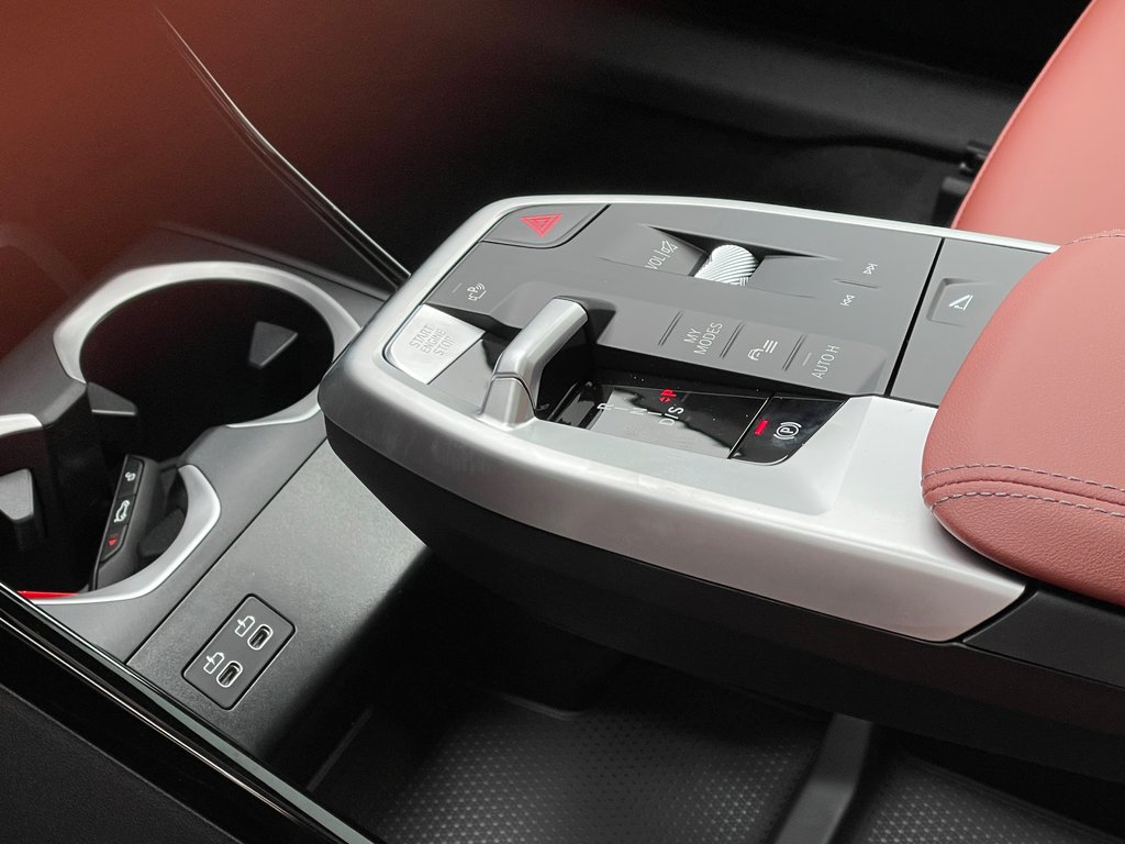 2026 BMW X1 xDrive28i M Sport Edition in Terrebonne, Quebec - 19 - w1024h768px