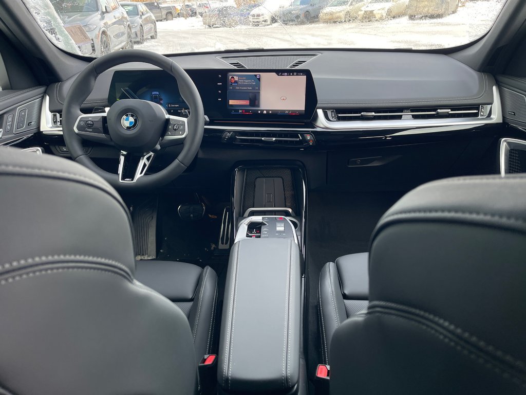 BMW X1 xDrive28i 2026 à Terrebonne, Québec - 12 - w1024h768px