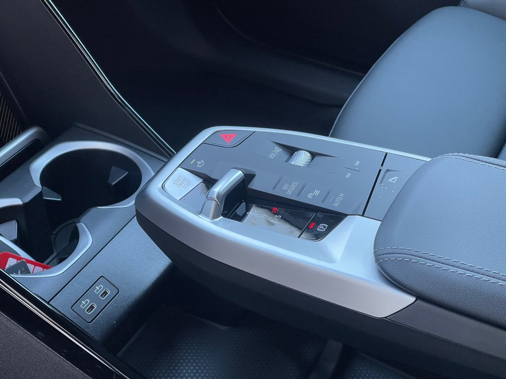 BMW X1 xDrive28i 2026 à Terrebonne, Québec - 17 - w1024h768px