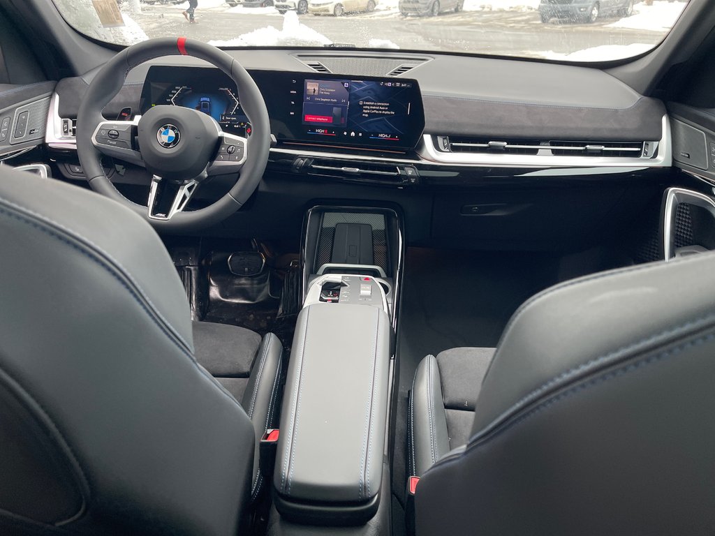 2026 BMW X1 M35i xDrive in Terrebonne, Quebec - 12 - w1024h768px