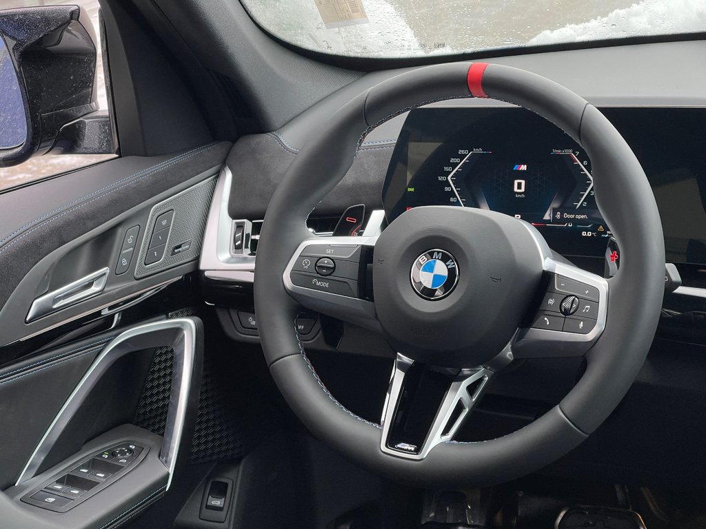 2026 BMW X1 M35i xDrive in Terrebonne, Quebec - 14 - w1024h768px