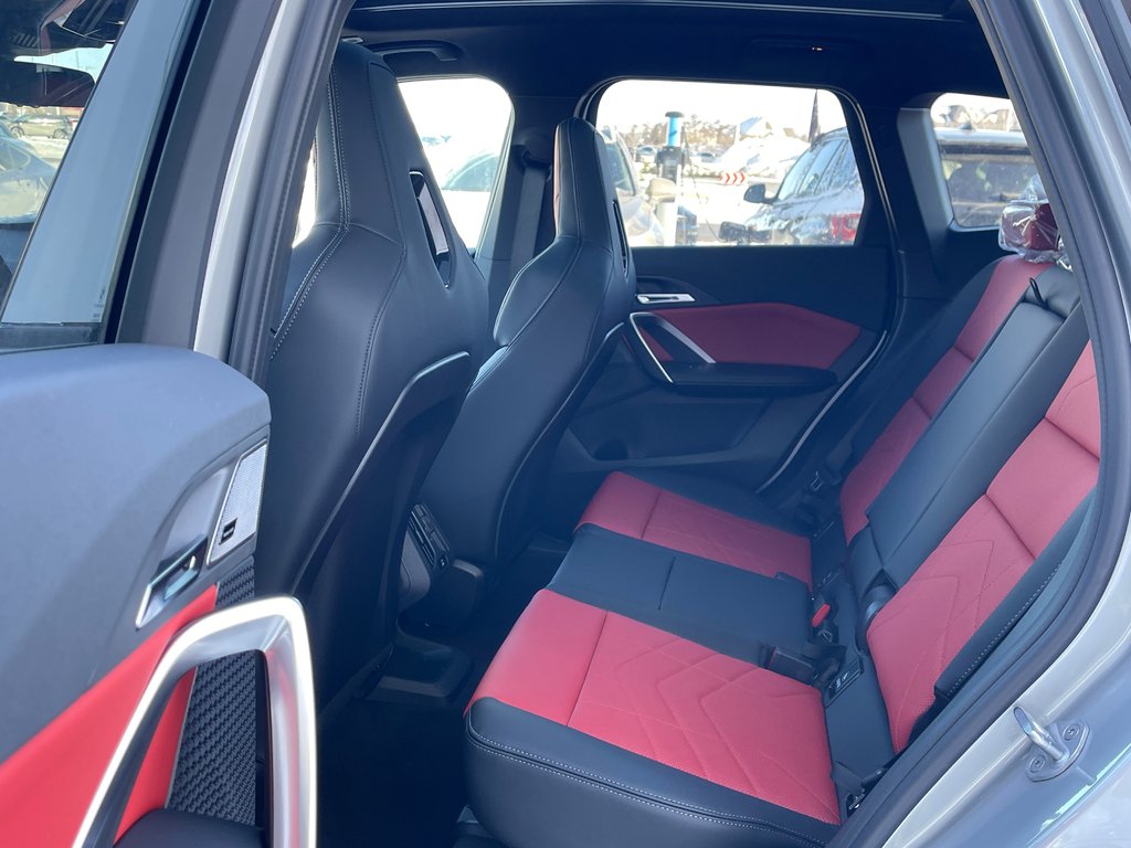 2026 BMW X1 M35i xDrive in Terrebonne, Quebec - 11 - w1024h768px