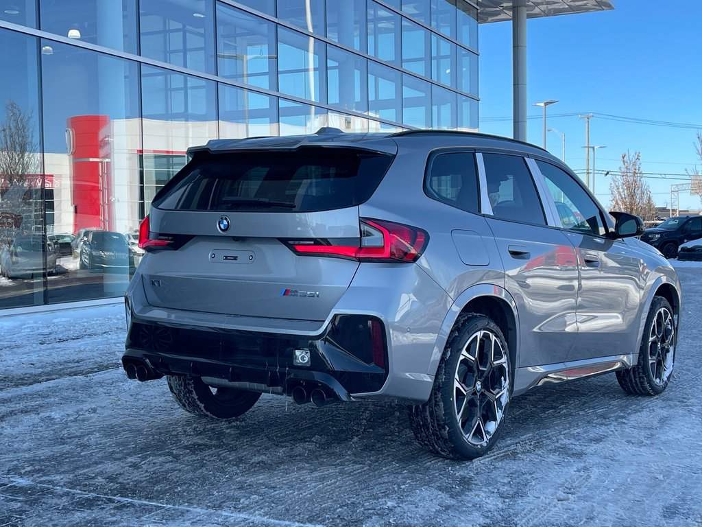 2026 BMW X1 M35i xDrive in Terrebonne, Quebec - 4 - w1024h768px