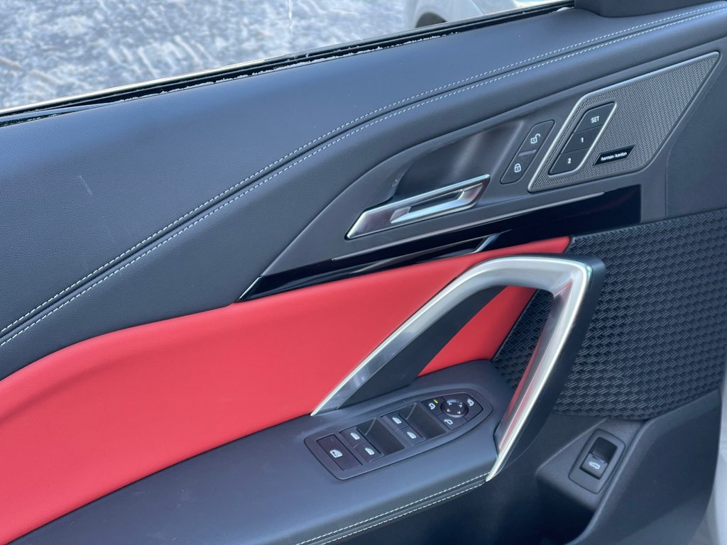 2026 BMW X1 M35i xDrive in Terrebonne, Quebec - 13 - w1024h768px