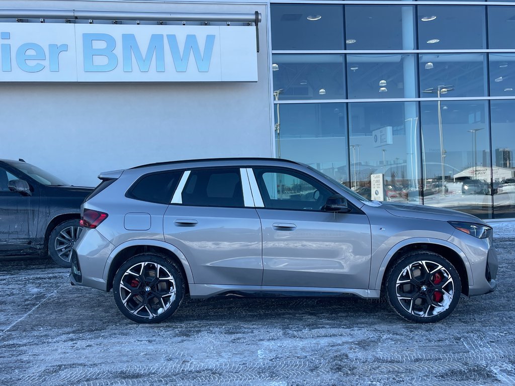 2026 BMW X1 M35i xDrive in Terrebonne, Quebec - 3 - w1024h768px